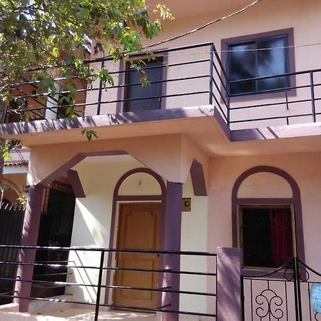 Guitar Home Stays Candolim Exterior foto